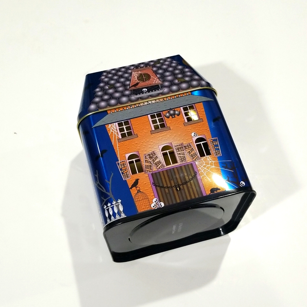 Partylite spooky tin